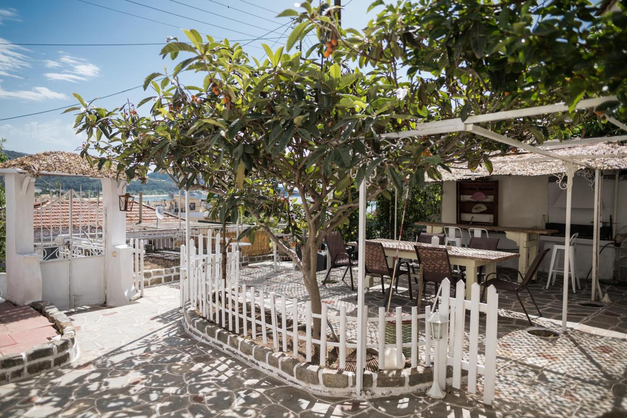 The Garden House Apartamento Cavala Exterior foto